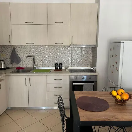 Apartment Sweet *